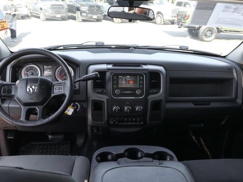 Used 2018 RAM 2500 Tradesman w/ Chrome Appearance Group RWD image 30