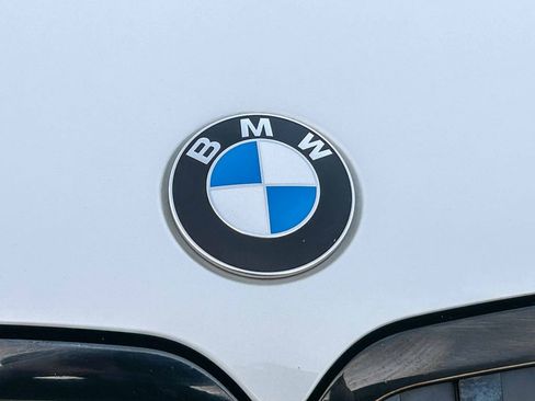 Used 2020 BMW X7 xDrive40i w/ M Sport Package AWD/4WD image 6