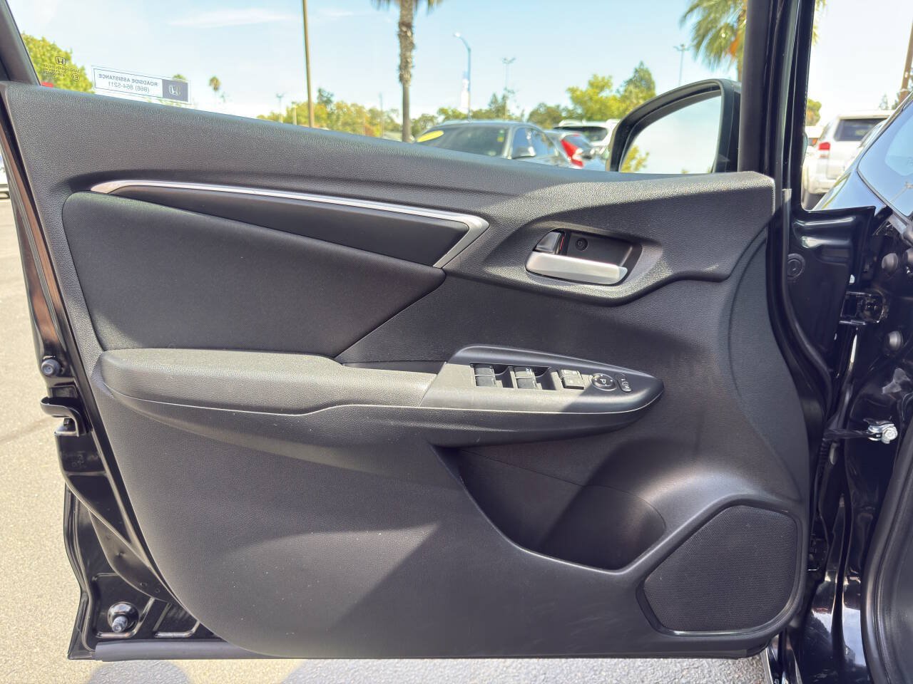 Used 2018 Honda Fit LX image 9