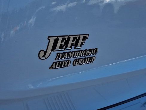 Used 2025 Nissan Rogue SV FWD image 35