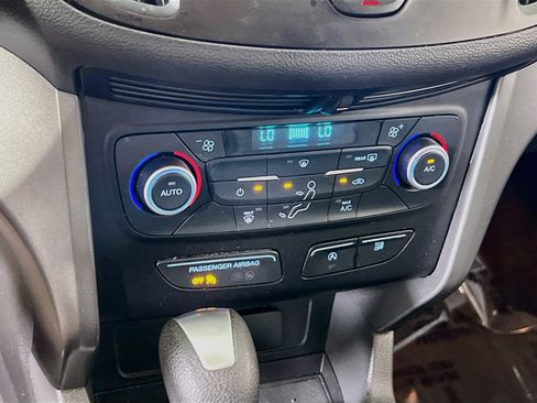 Used 2017 Ford Escape SE AWD/4WD image 15