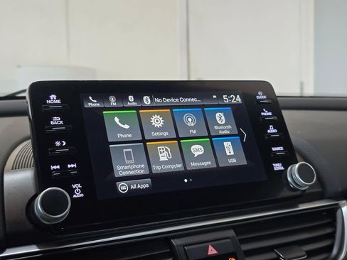 Used 2018 Honda Accord Sport image 15
