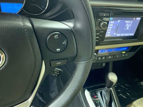 Used 2014 Toyota Corolla L image 12