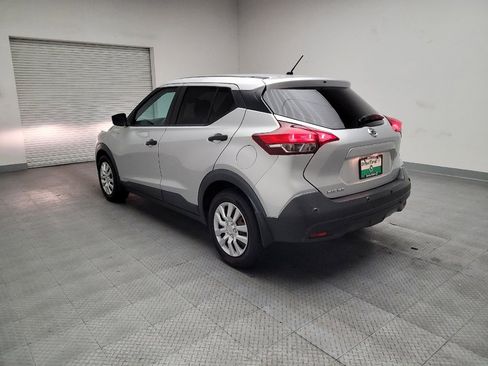 Used 2020 Nissan Kicks S FWD image 5