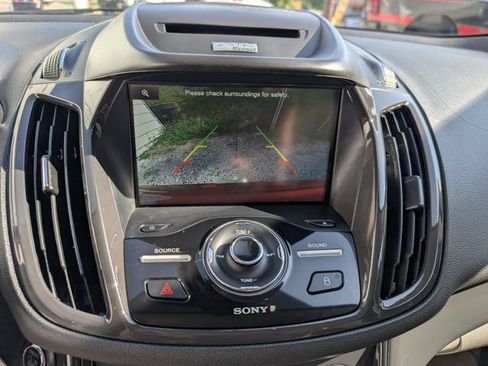 Used 2014 Ford Escape Titanium w/ Equipment Group 401A FWD image 7