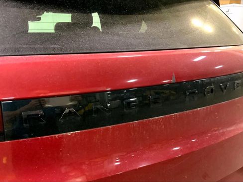 Used 2024 Land Rover Range Rover Sport Dynamic SE image 9