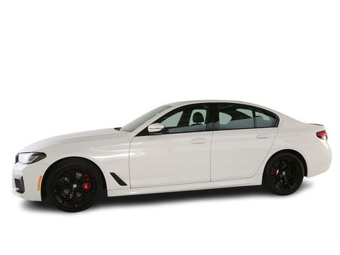 Used 2023 BMW 530i xDrive w/ M Sport Package AWD/4WD image 5