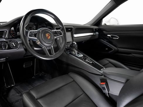 Used 2019 Porsche 911 Carrera 4S image 31