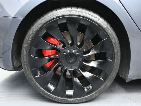 Used 2023 Tesla Model 3 Performance image 12