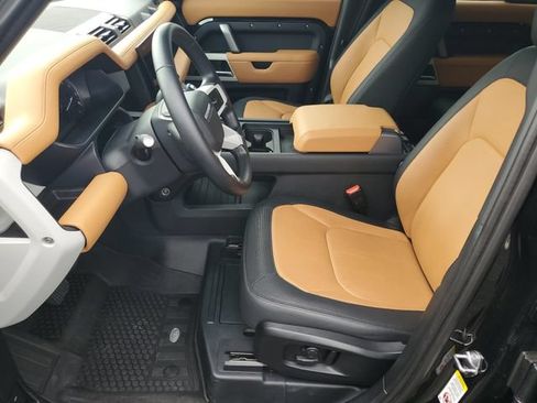 Used 2023 Land Rover Defender 110 X-Dynamic SE AWD/4WD image 5