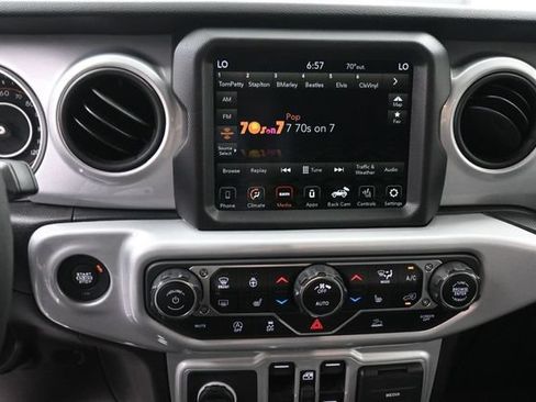Used 2023 Jeep Wrangler Unlimited Sport w/ Sun And Sound Package AWD/4WD image 22