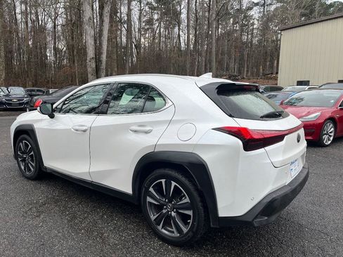 Used 2021 Lexus UX 200 w/ Premium Package image 7