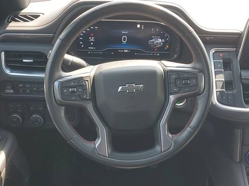 Certified 2022 Chevrolet Suburban RST w/ Luxury Package AWD/4WD image 13