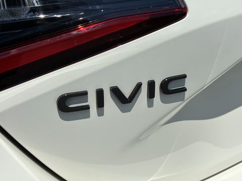 Used 2025 Honda Civic Type R image 11