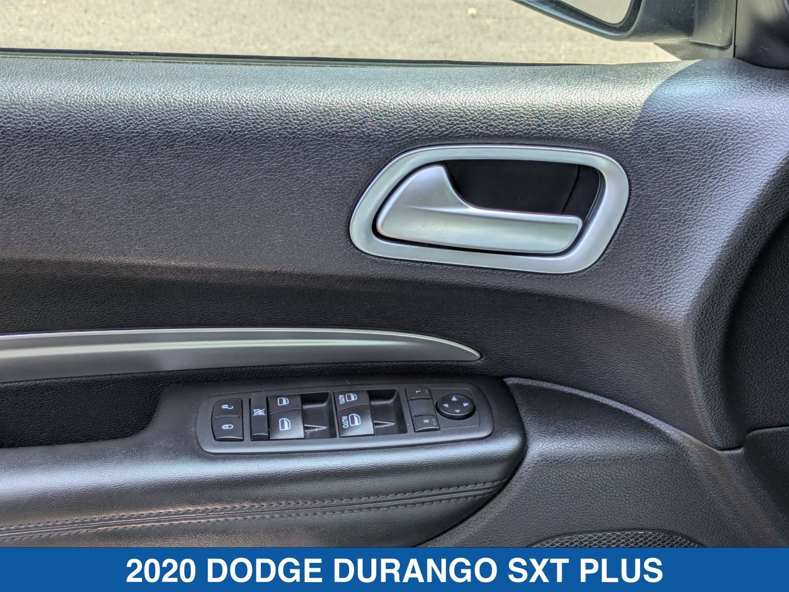 Used 2020 Dodge Durango SXT AWD/4WD image 13