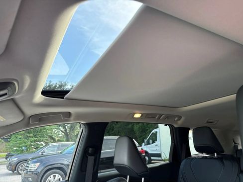 Used 2023 INFINITI QX60 Luxe w/ Cargo Package FWD image 13