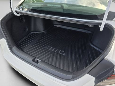 Used 2024 Honda Accord Touring image 28