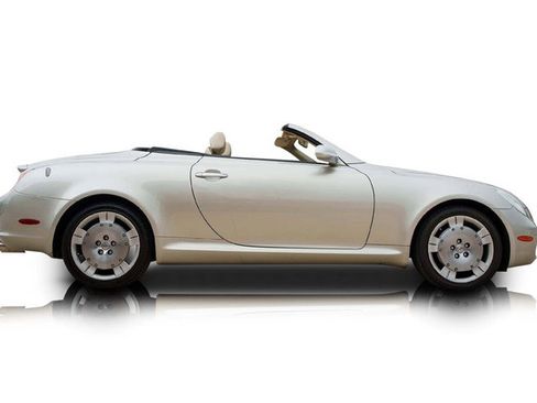 Used 2003 Lexus SC 430 Convertible RWD image 2