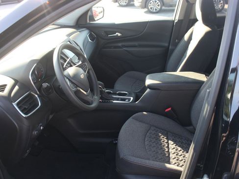 Used 2023 Chevrolet Equinox LT FWD image 15