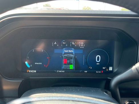 Used 2025 Ford F350 Platinum image 24