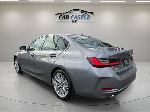 Used 2023 BMW 330i xDrive Sedan w/ Premium Package image 10