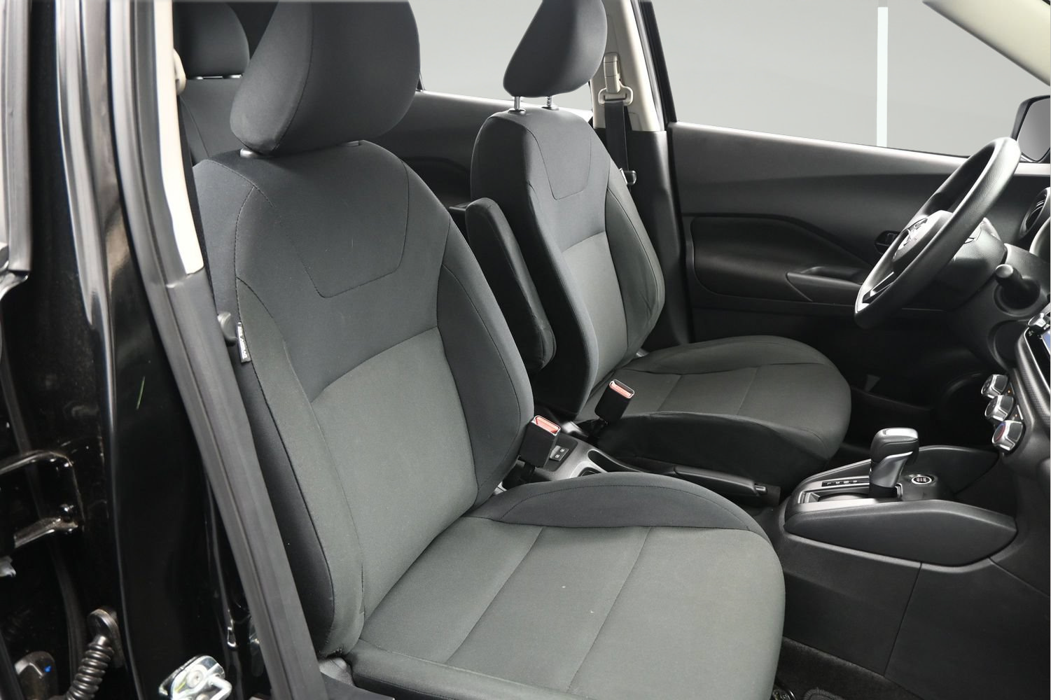 Certified 2025 Nissan Kicks Play S FWD image 14