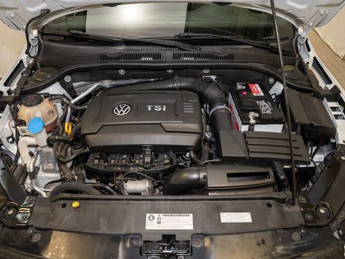 Used 2018 Volkswagen Jetta Sport image 18