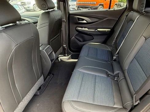 New 2025 Buick Envista Sport Touring w/ Convenience I Package FWD image 15
