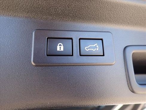 Certified 2026 Subaru Outback Touring XT AWD/4WD image 8