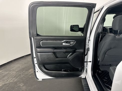 Used 2023 RAM 1500 Big Horn AWD/4WD image 26
