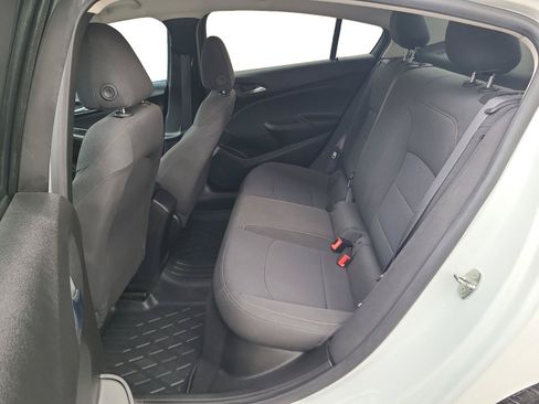 Used 2017 Chevrolet Cruze LS FWD image 19