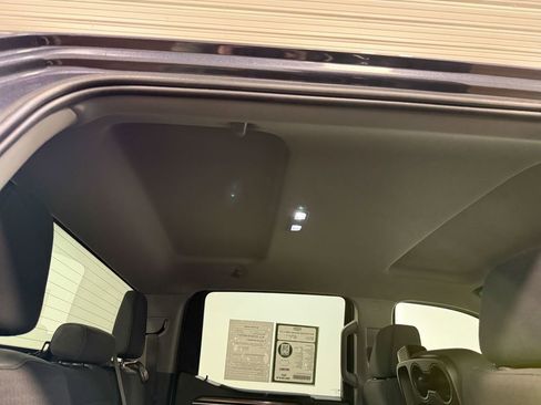 Used 2022 Chevrolet Silverado 1500 LT image 16