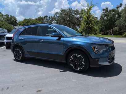 Certified 2024 Kia Niro Wave