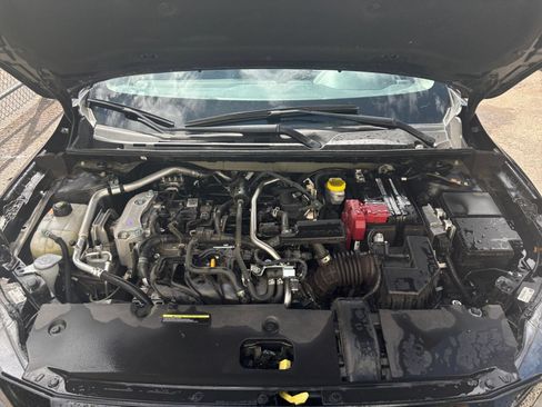 Used 2025 Nissan Sentra SV FWD image 28