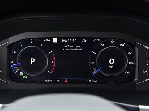 Used 2023 Volkswagen Atlas Cross Sport SEL image 12