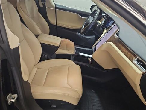 Used 2017 Tesla Model S 75D image 5