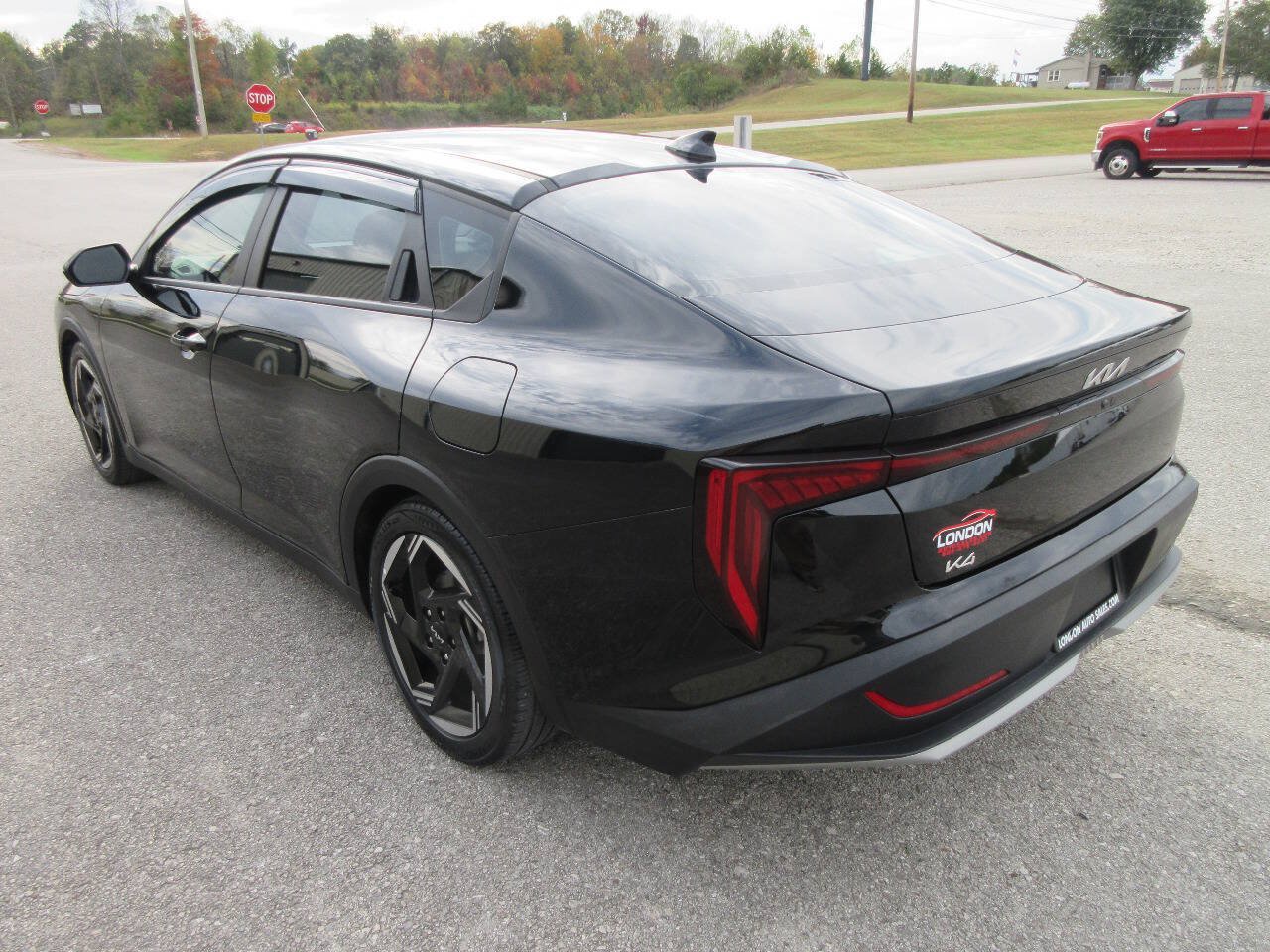Used 2025 Kia K4 EX FWD image 3