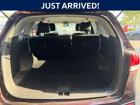 Used 2016 Kia Sorento EX FWD image 7