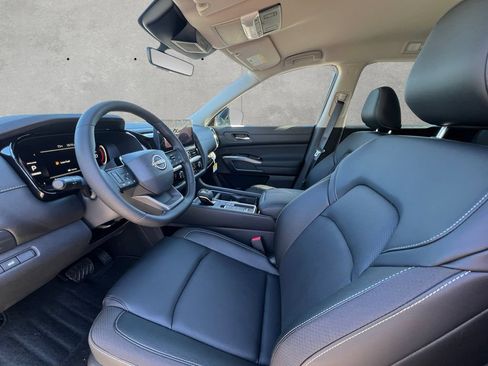 New 2026 Nissan Pathfinder SL FWD image 20