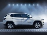 Used 2017 Jeep Compass Latitude image 2