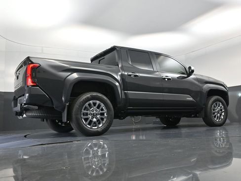 New 2026 Toyota Tacoma Limited AWD/4WD image 19