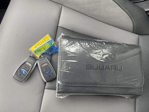 Certified 2025 Subaru Outback Onyx Edition AWD/4WD image 30
