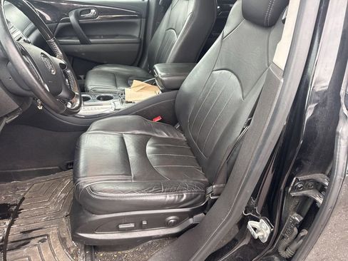 Used 2017 Buick Enclave Leather image 12