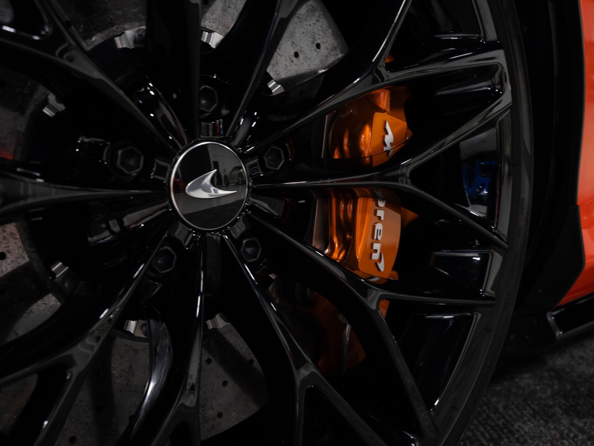 Used 2023 McLaren GT RWD image 20