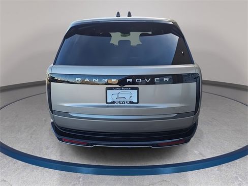 New 2026 Land Rover Range Rover Long Wheelbase SE image 6