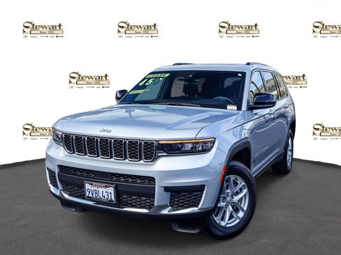 Used 2025 Jeep Grand Cherokee L Laredo AWD/4WD image 1