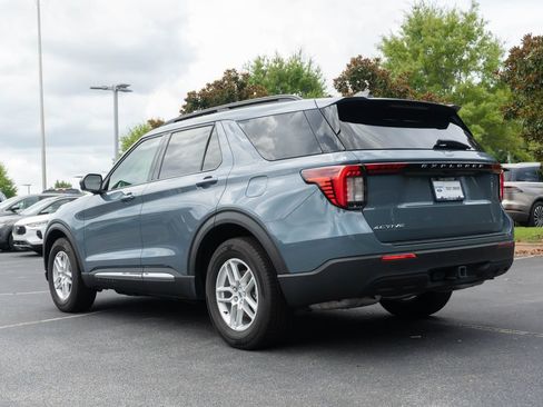 Used 2025 Ford Explorer Active RWD image 7
