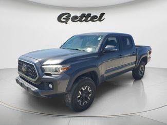Used 2018 Toyota Tacoma TRD Off-Road video 1