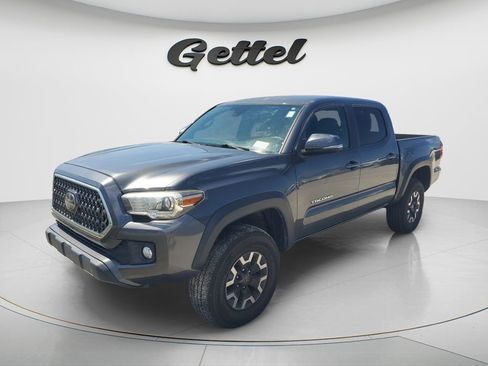 Used 2018 Toyota Tacoma TRD Off-Road image 1