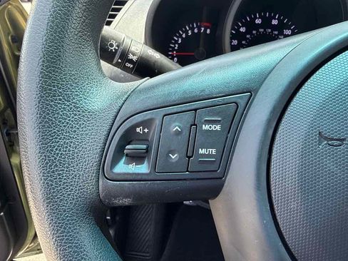 Used 2013 Kia Soul FWD image 33